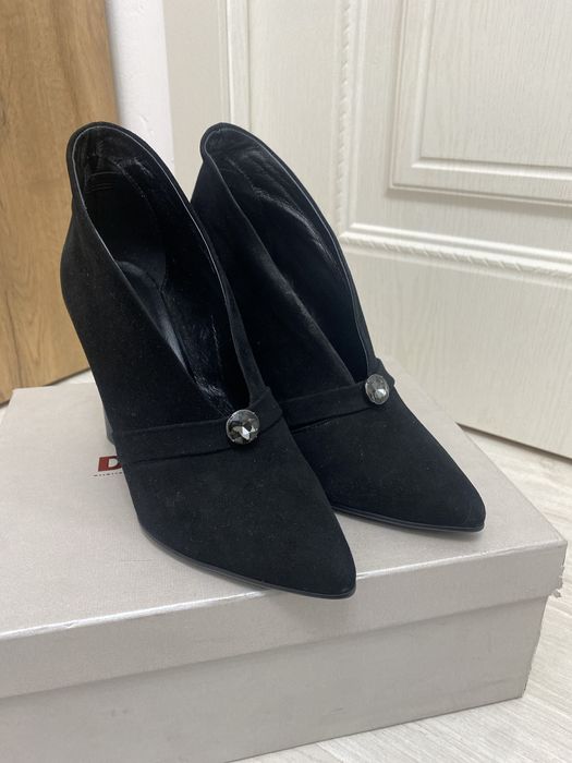 Продам новые туфли