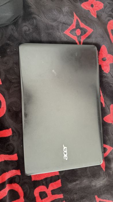 Acer noutbook sotilafi