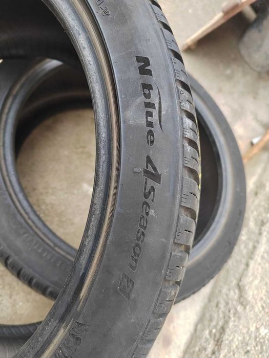 Все сезонни гуми 225/40 R18