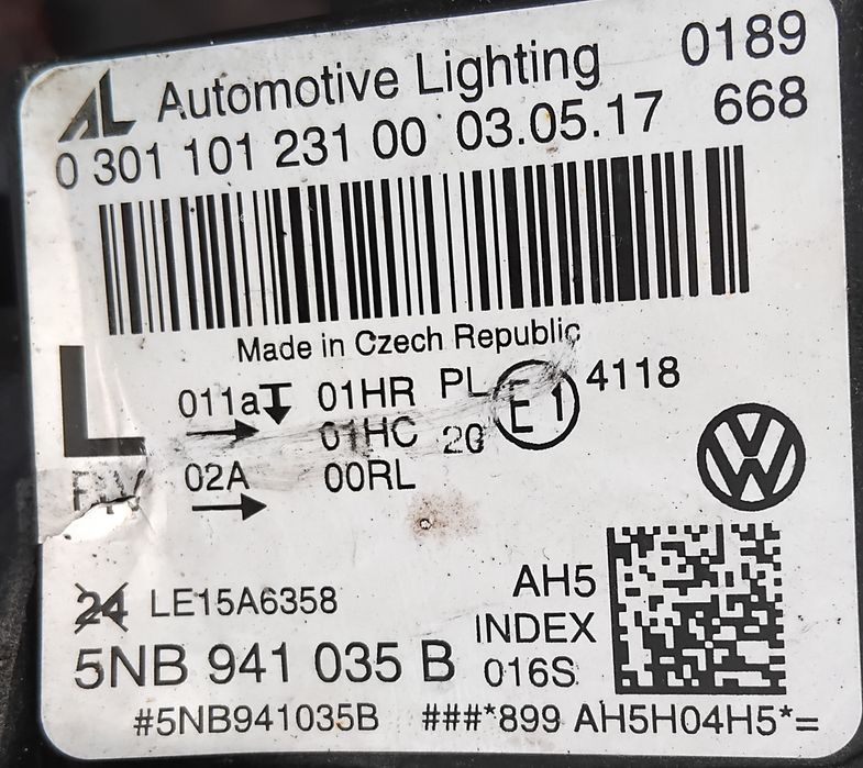 Оригинален Full LED фар за VW Tiguan (след 2016) – Ляв (5NB941035B)
​Описание:
Продавам оригинален преден ляв фар (от страната на водача) з