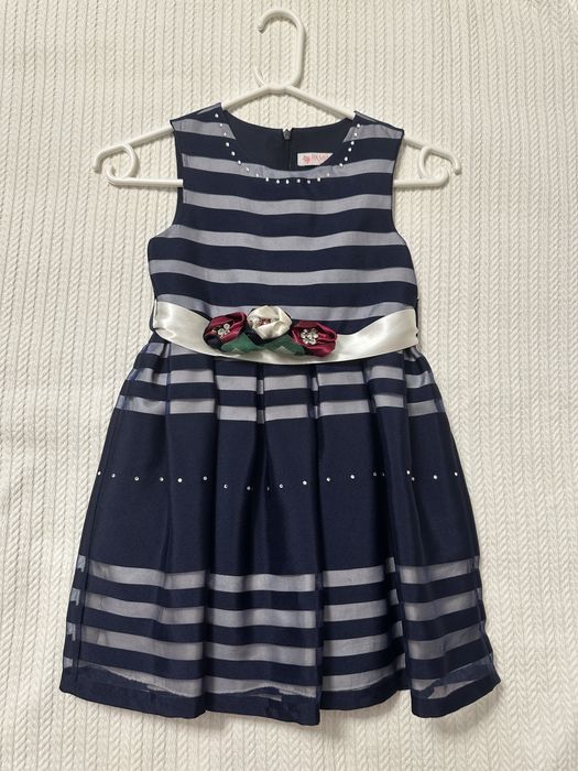 Нарядное платье белое