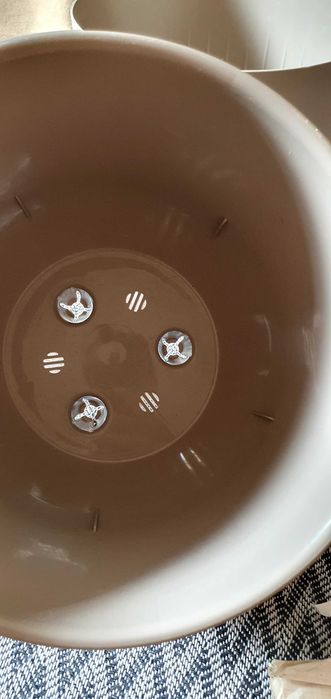 Продам кашпо-горшок