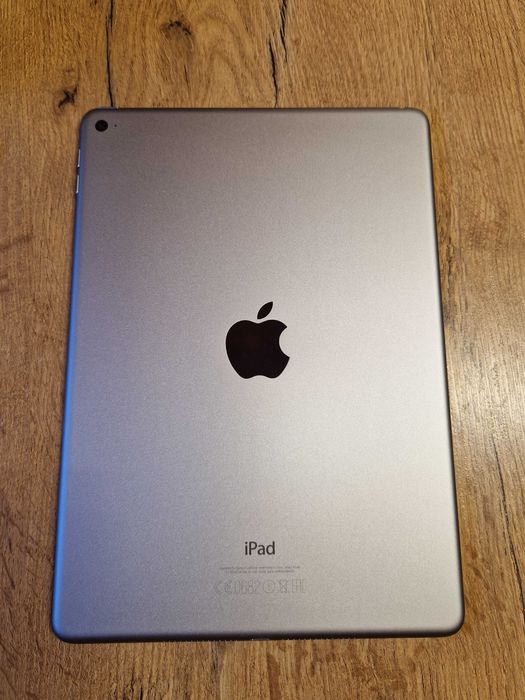 iPad AIR 2 Touch iD-  iPad 6th Gem./7th Gen Wi-Fi  32GB la cutie