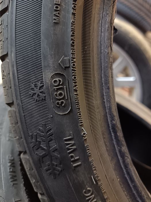 Зимни гуми 215/45 /17