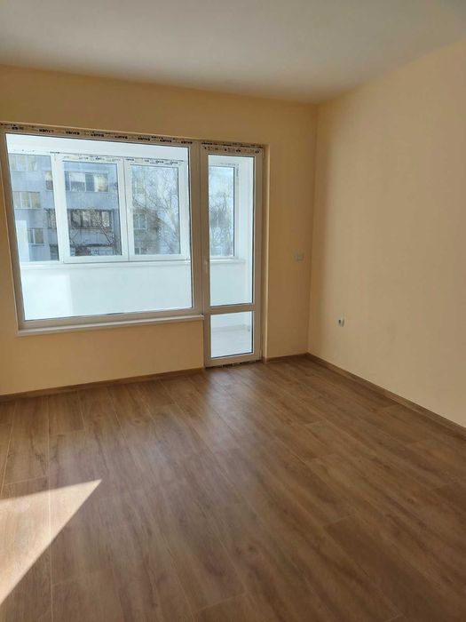 Двустаен южен свободен апартамент Владиславово-Касабова