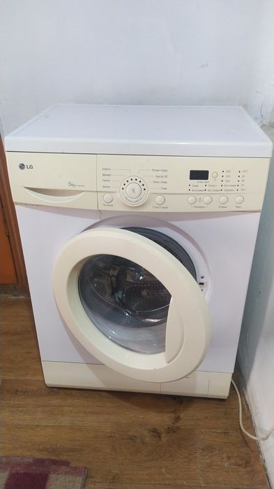 Продам стиральную машину