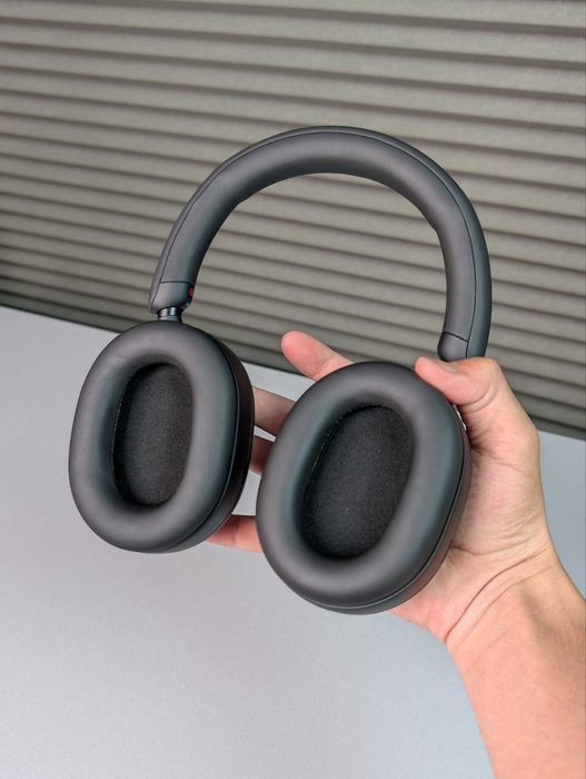 Sony WH-1000 XM5