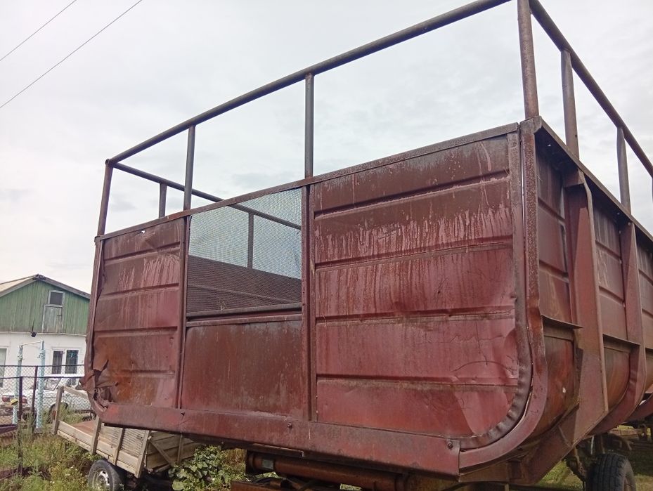 Прицеп  тракторный 2птс4