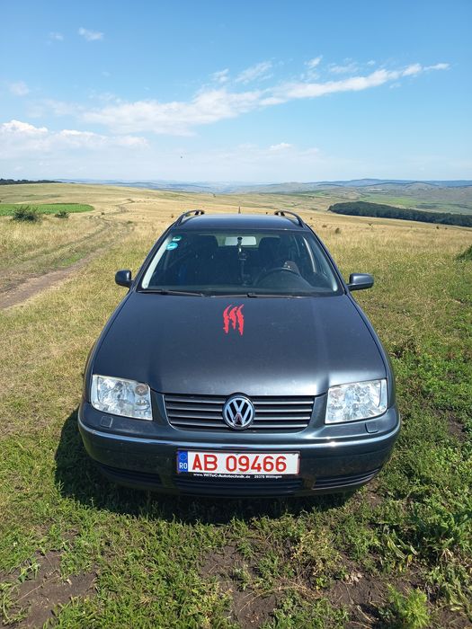Vând vw bora an 2002