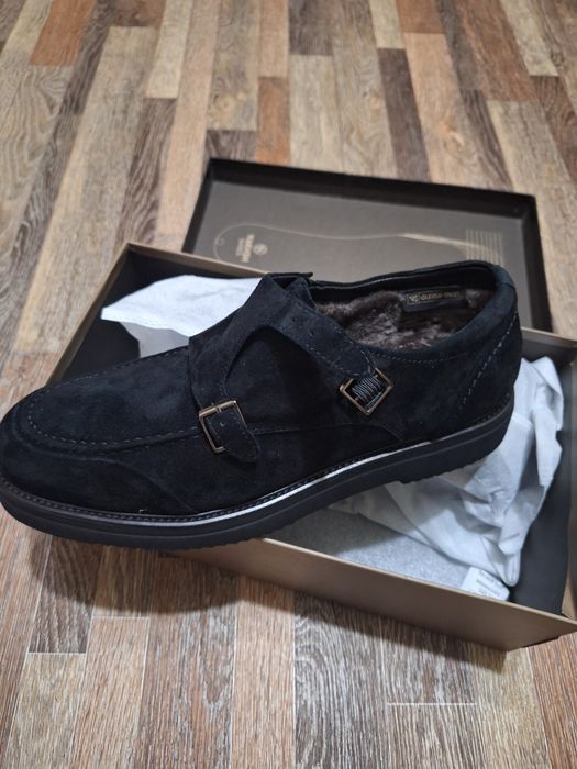 Продам мужские лоферы