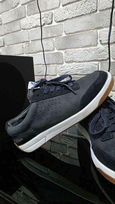 Оригинальные кроссы Clarks