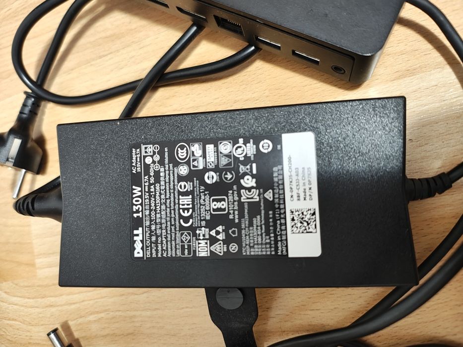 Dell D6000 Docking Station