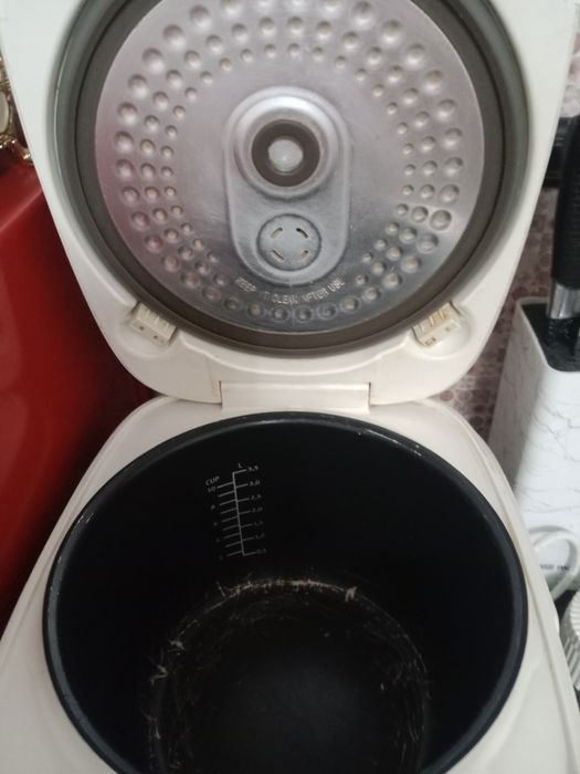 Продается рисоварка Maxwell