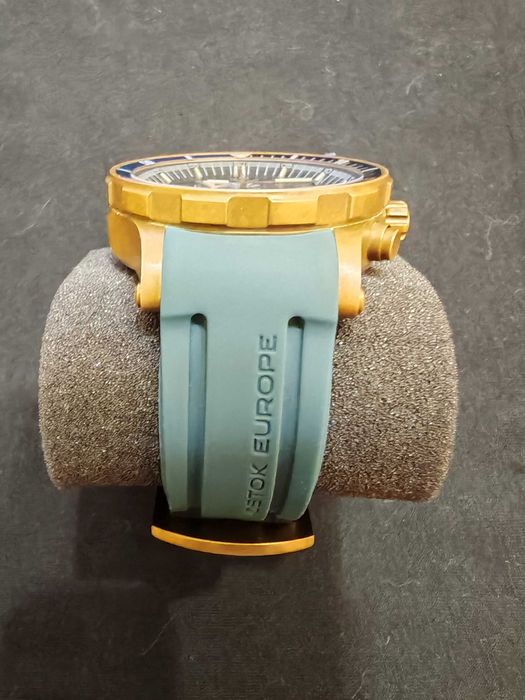 VOSTOK europe anchar