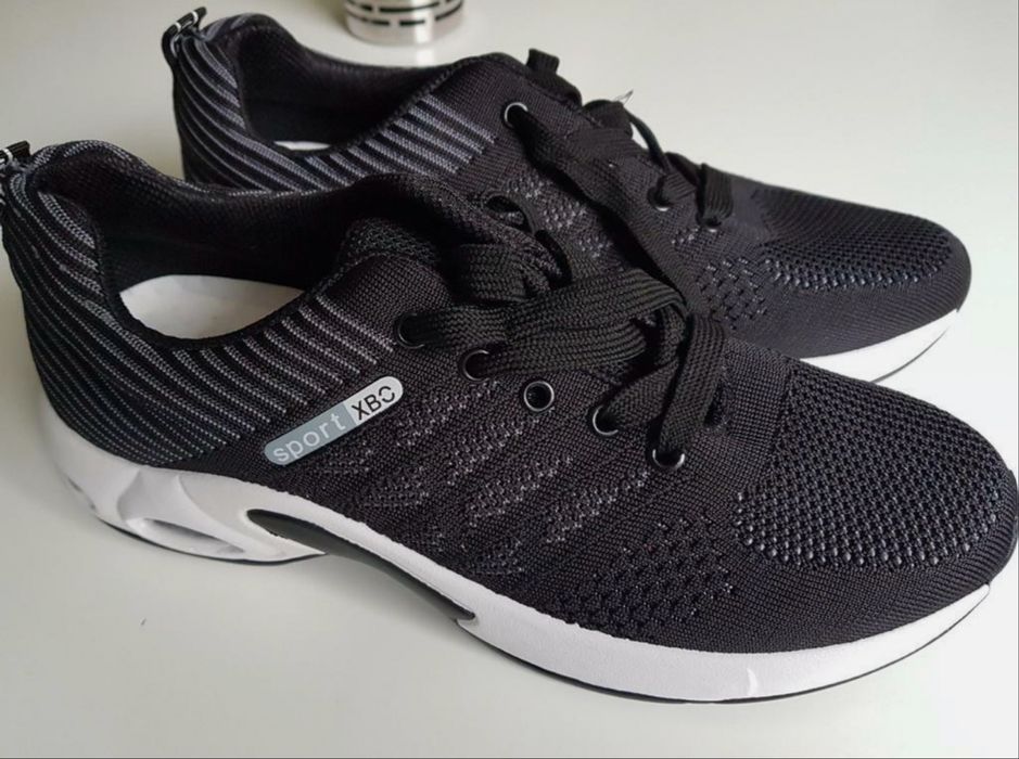 Кроссовки 43-44 р-р
