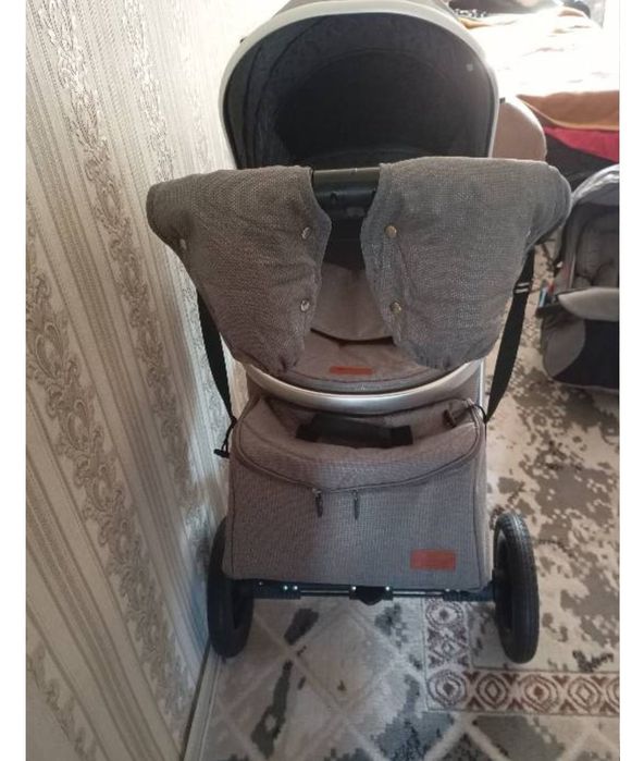 Продам коляску в хорошем состоянии