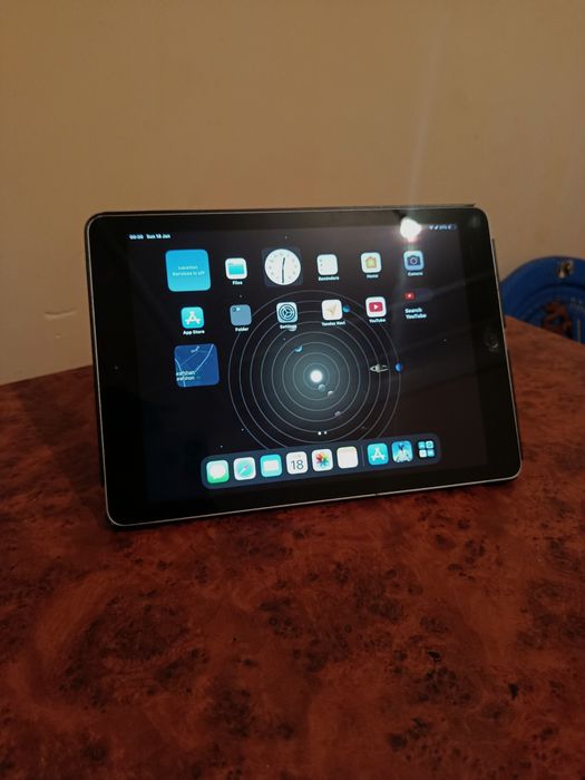 iPad 6th Generation