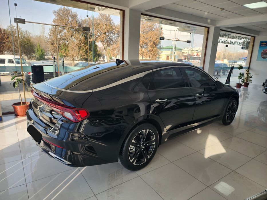 Kia K5 Comport Plus 2023