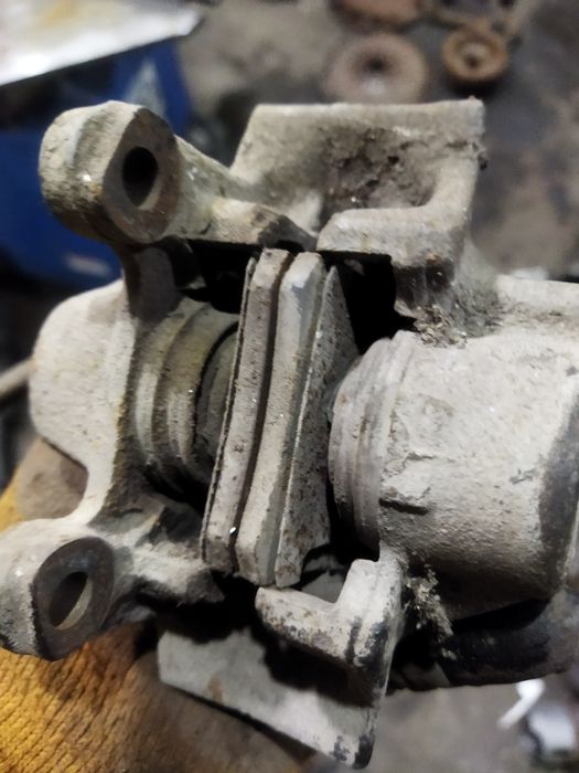 Запчасти Мерседес 124