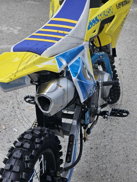 Кросов мотор 125 кубика. Кросов мотор 125кк UpBeat чисто нов