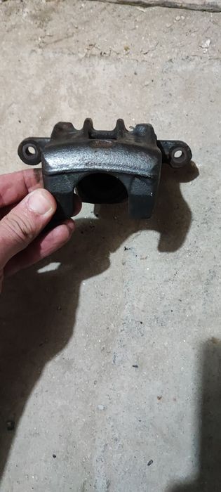 Заден ляв спирачен апарат Хюндай соната,Матрикс,грандюр,Хг,елантра