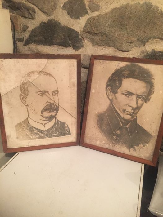 2бр.стари картини/снимки/рисунки-?