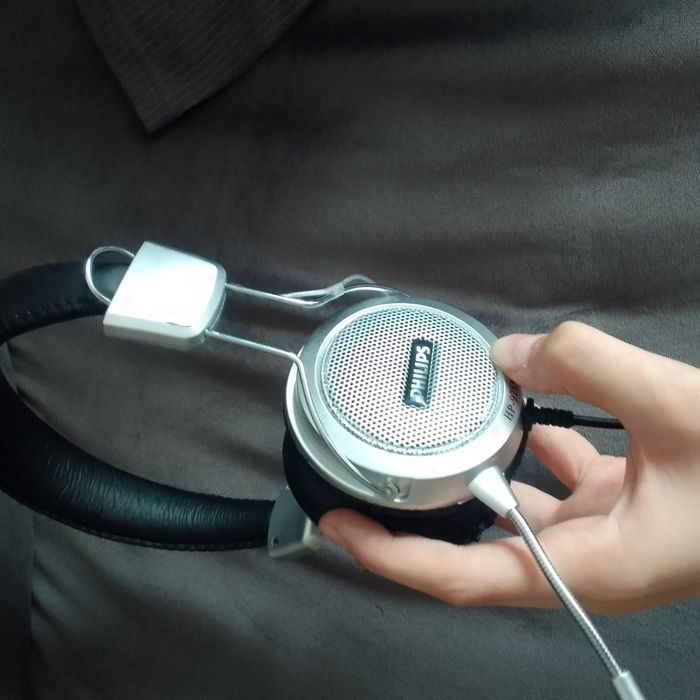 Наушники Philips