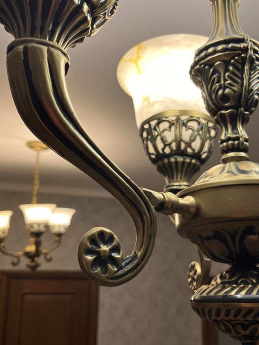 Люстра в зал/спальню