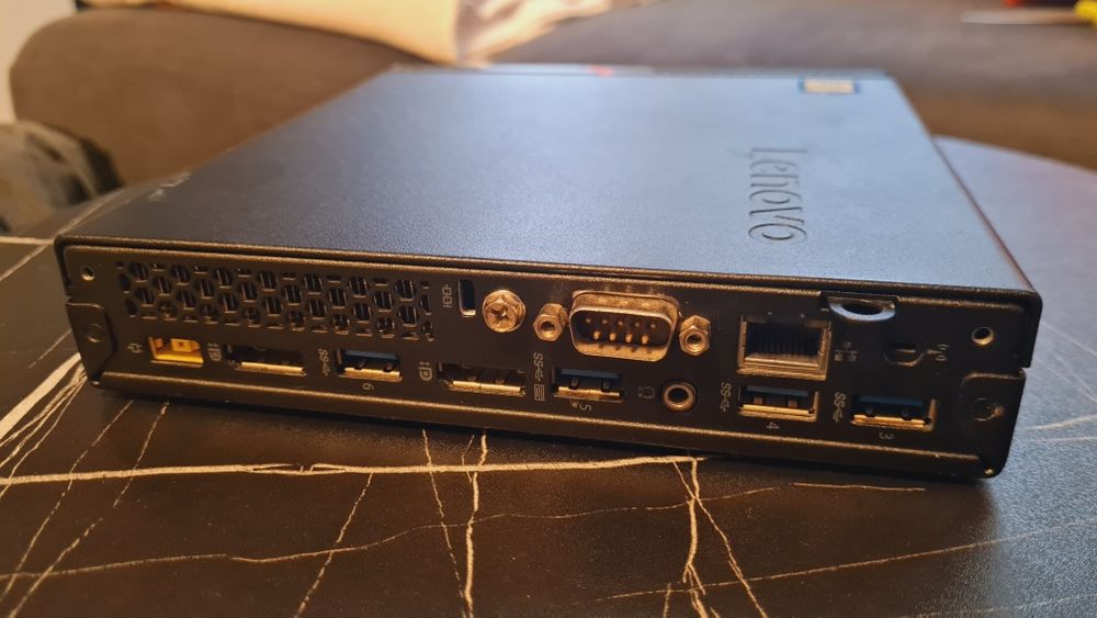 Lenovo ThinkCenter M900 Tiny pc