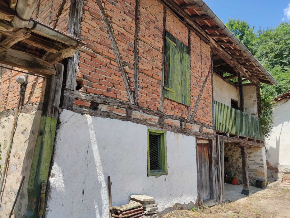 Продава къща в Етрополе, кв. Вранащица