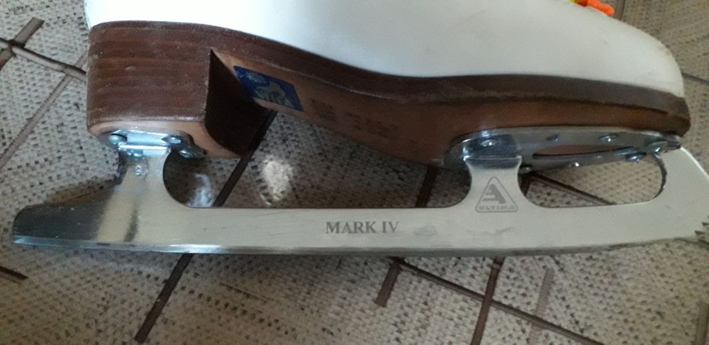 Коньки фигурные детские Wifa