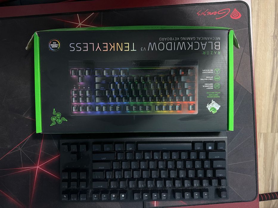 Razer клавиатура