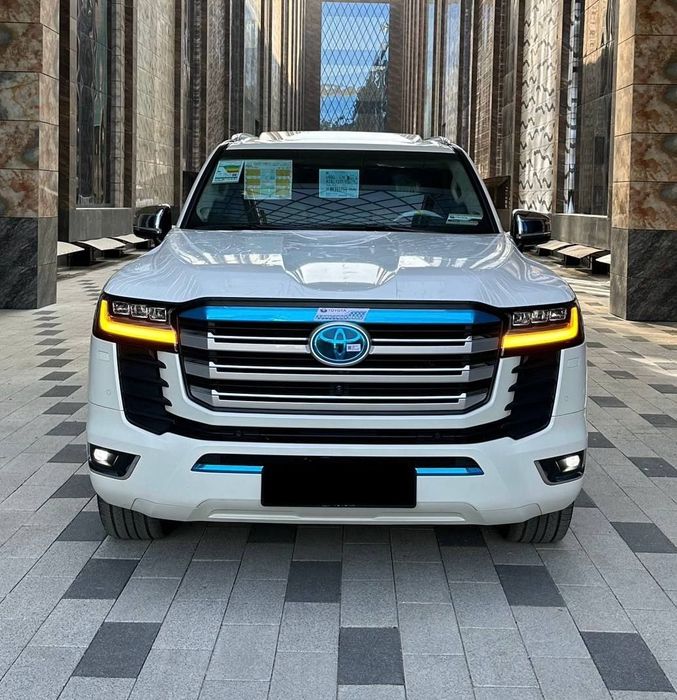 Toyota LahdÌ Cruier vx японка 300 3.5 L twin turbo 2024йил фул пазитси