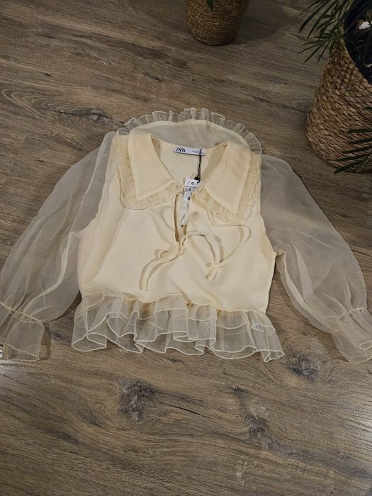 Bluza Zara, noua - cu eticheta.