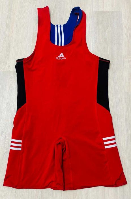 Продам трико для вольной борьбы adidas (двустороннее)