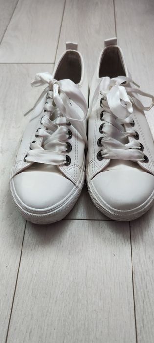 Дамски гуменки 39 номер