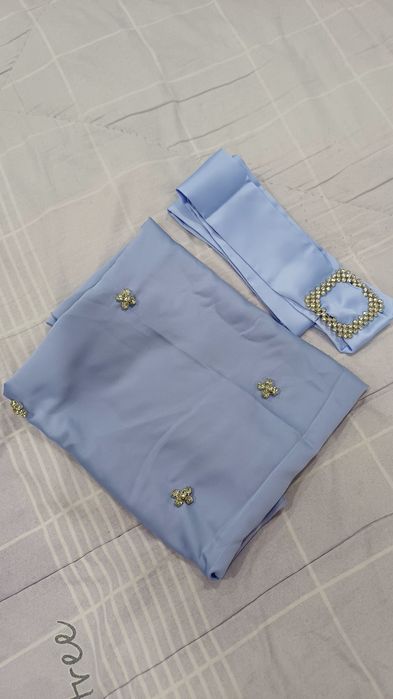 Вечерний куйлак  янги кийилмаган