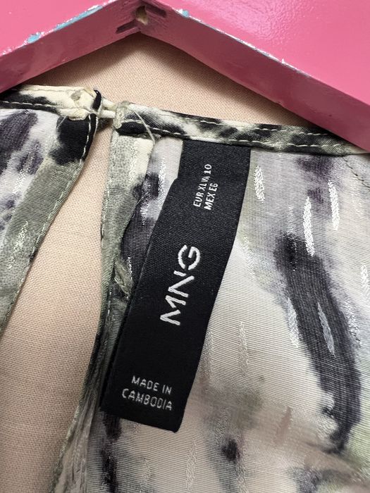 Продам женскую блузку