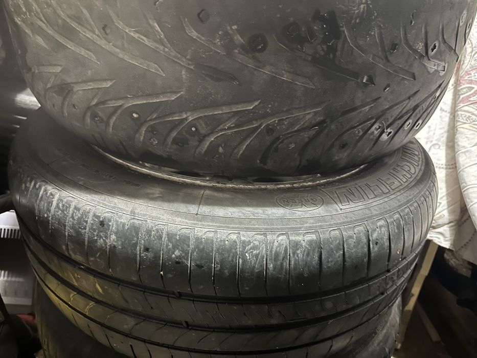 Диски на бмв р16.     5/120 разболтовка.