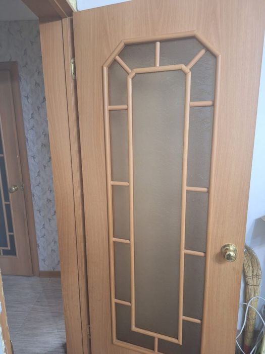 Межкомнатные отдам все за 5000