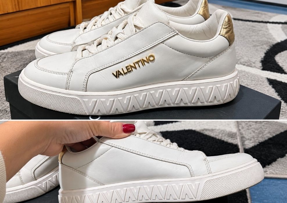 Дамски кецове Valentino