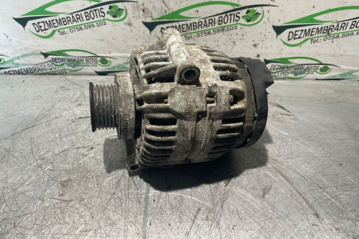 Alternator 8200 438 148 Dacia Logan prima generatie