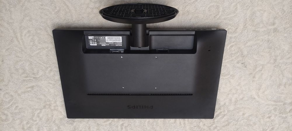 Продам монитор Philips