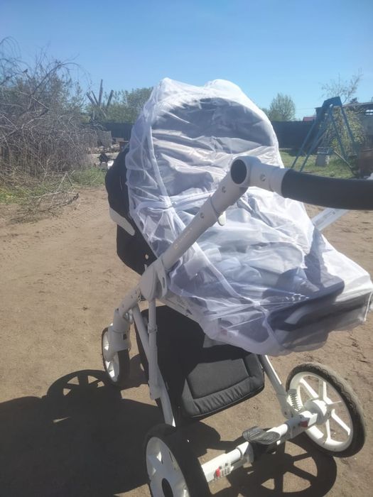 Коляска на продажу