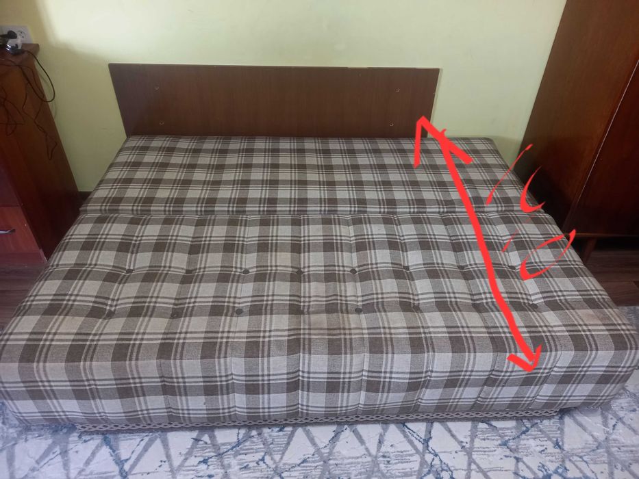 Диван-кровать большой