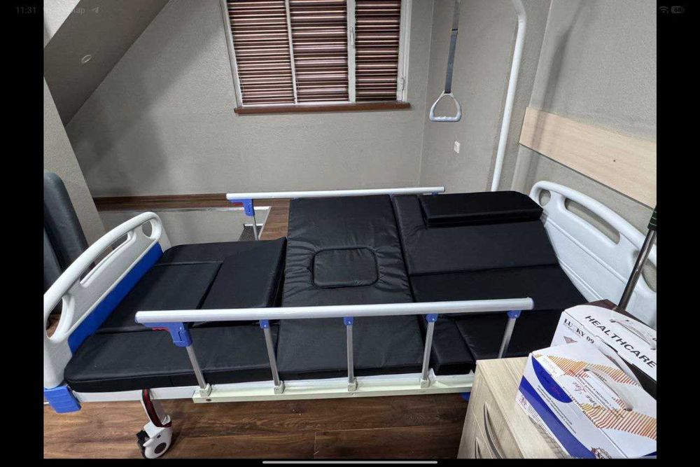 Многофункциональная механическая кровать с турником и горшком