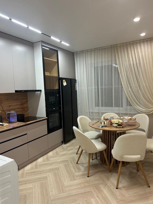 Продам 3 комнатную квартиру
