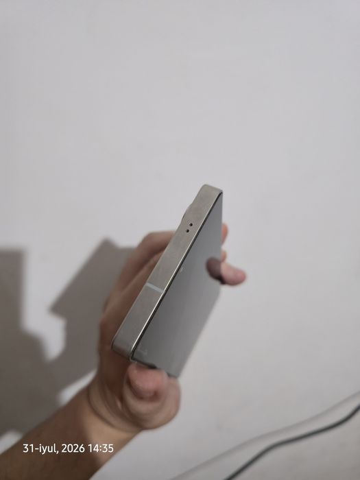 Sotildi

Telefon holati juda yaxshi,