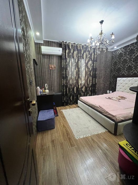 Продаётся 4-комнатная квартира, Яккасарайский район