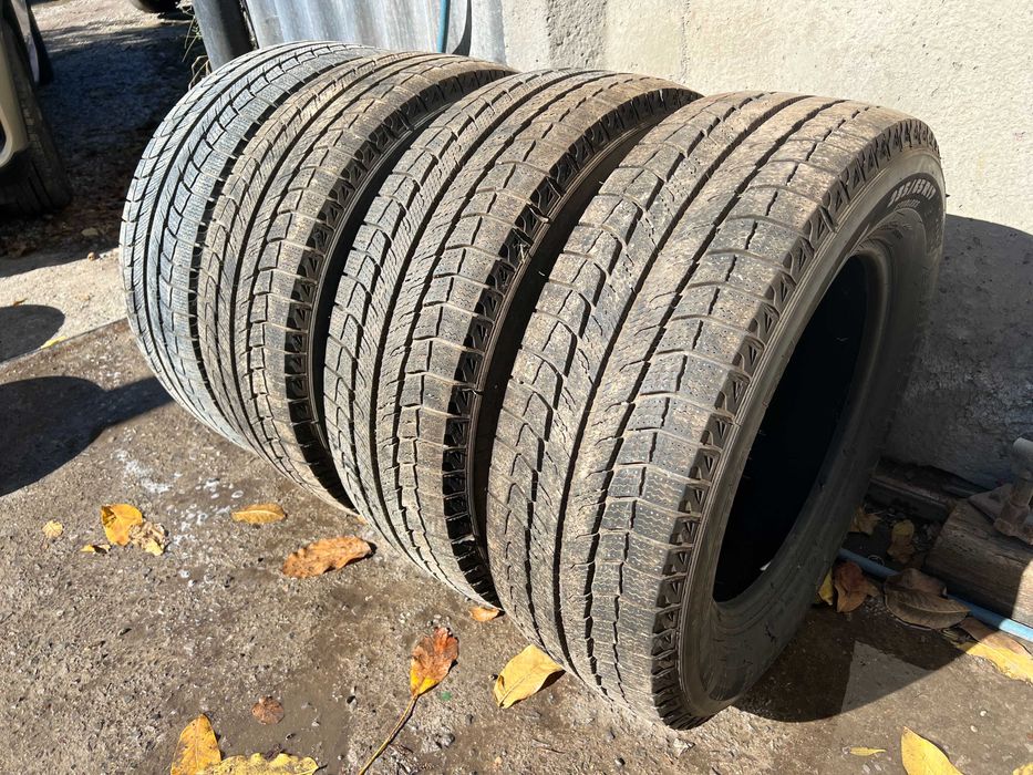 Michelin Latitude X-Ice 235/65 R17– зимни гуми в отлично състояние